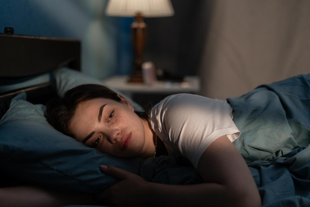 Sleep medicine specialist weighs in on how much shuteye is too much